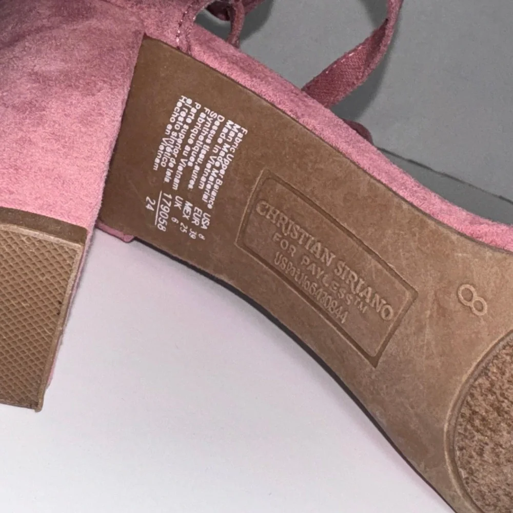 Christian Siriano Women's Faux Suede Feel Close Toe Dusty Pink Heel Size 8